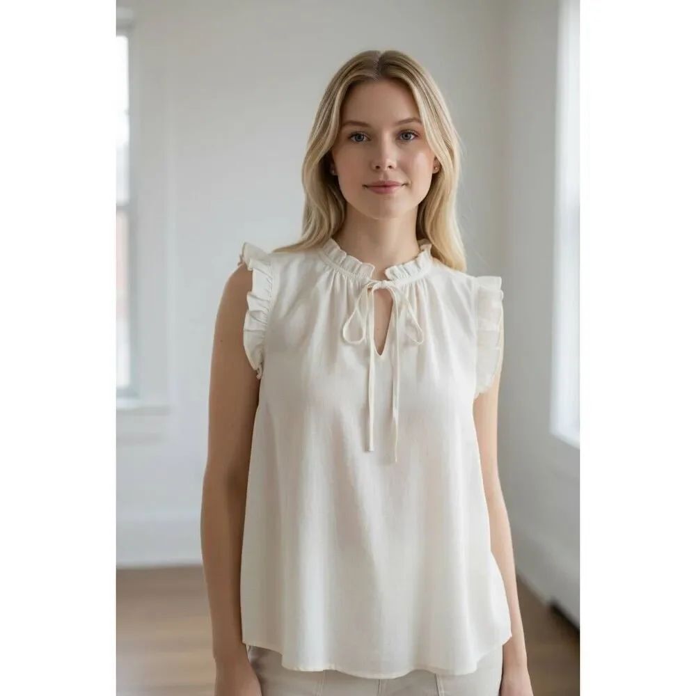 Cupcakes & Cashmere Size XL Ruffle Cream Tank Top